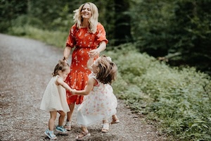 mom with kids